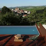 Carla @ Villa Barolo